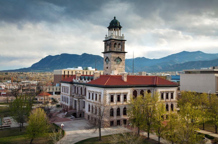 15. Colorado Springs, CO